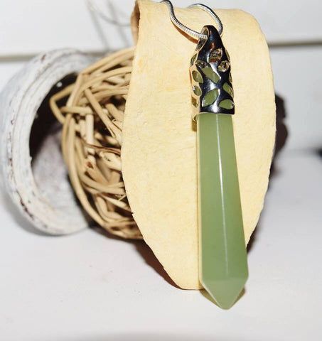 Green Jade Healing Wand Necklace